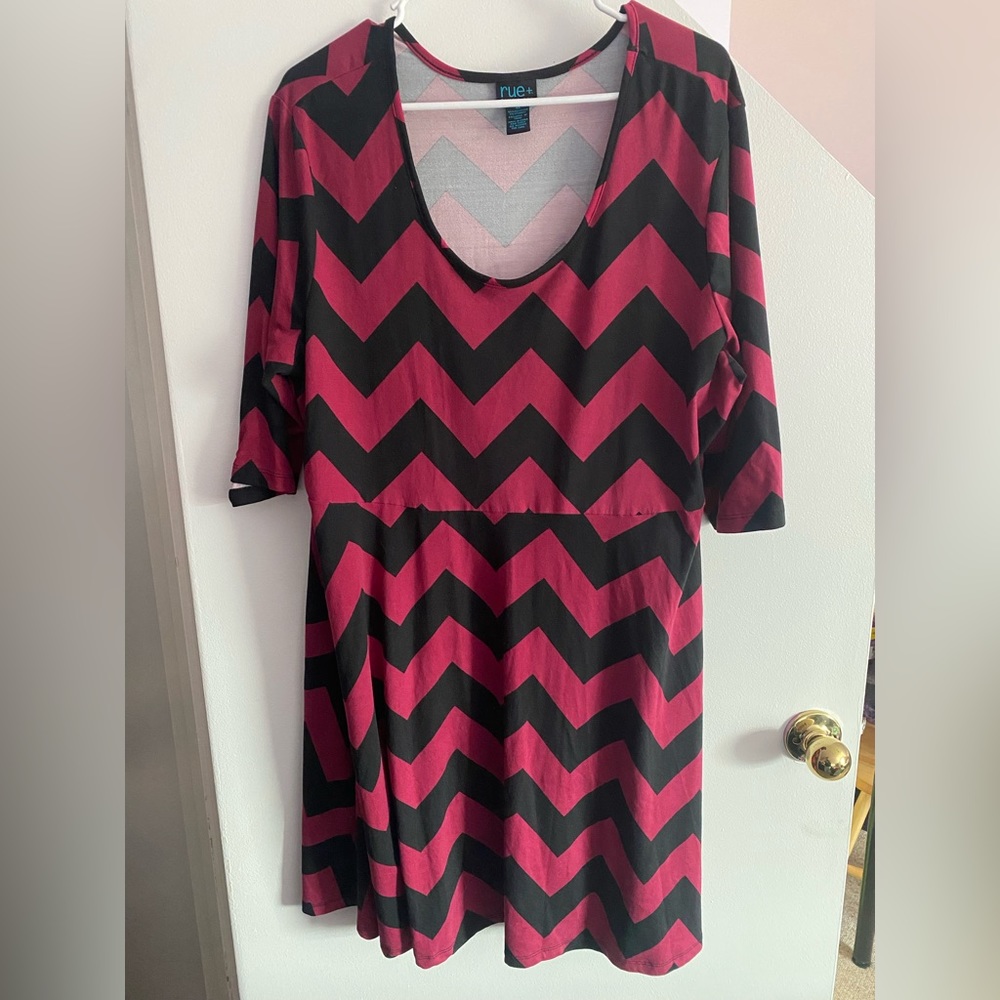 2X strip dress